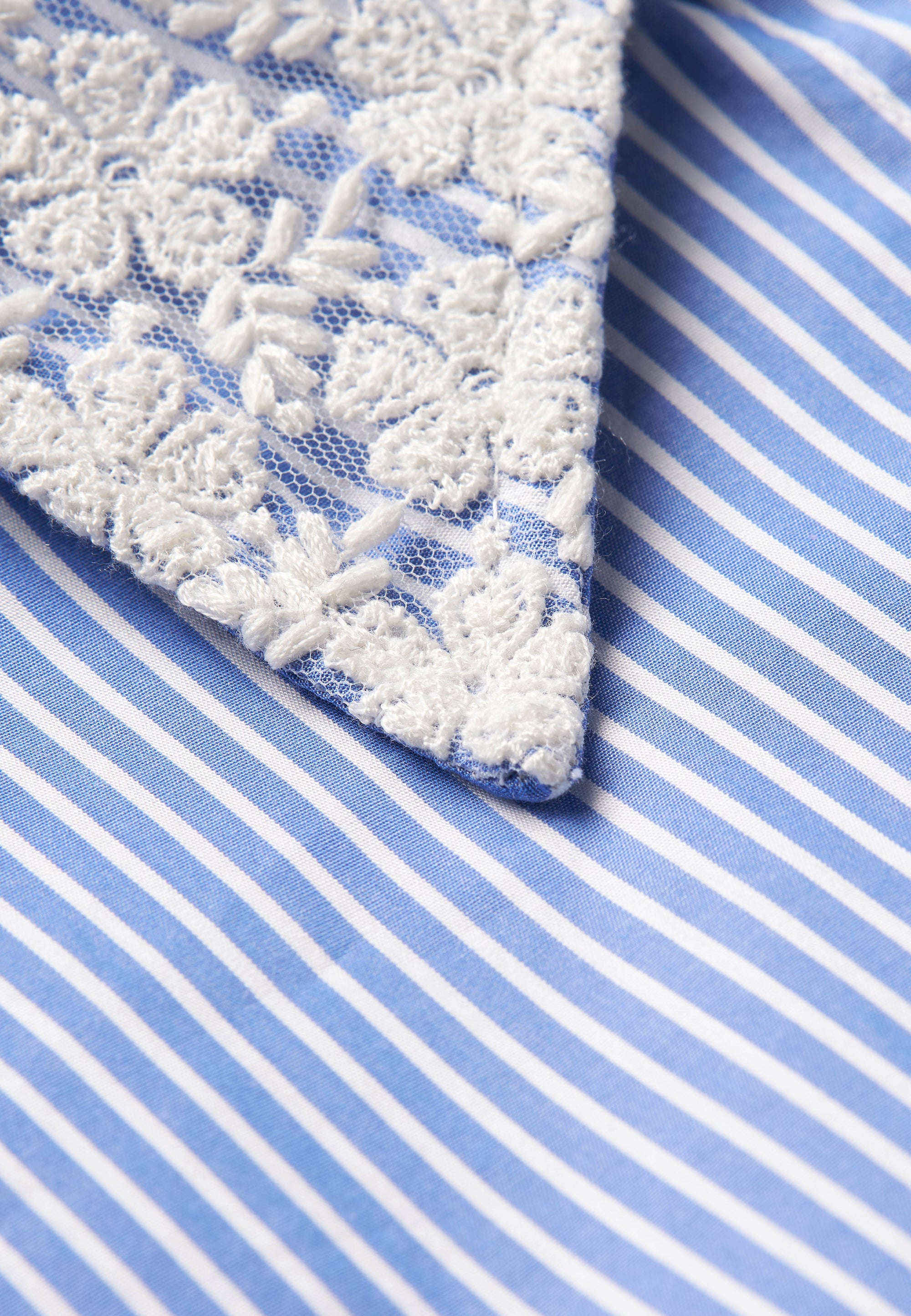 Oversized Women’s Shirt in 70_1 Cotton Poplin – Blue Stripe